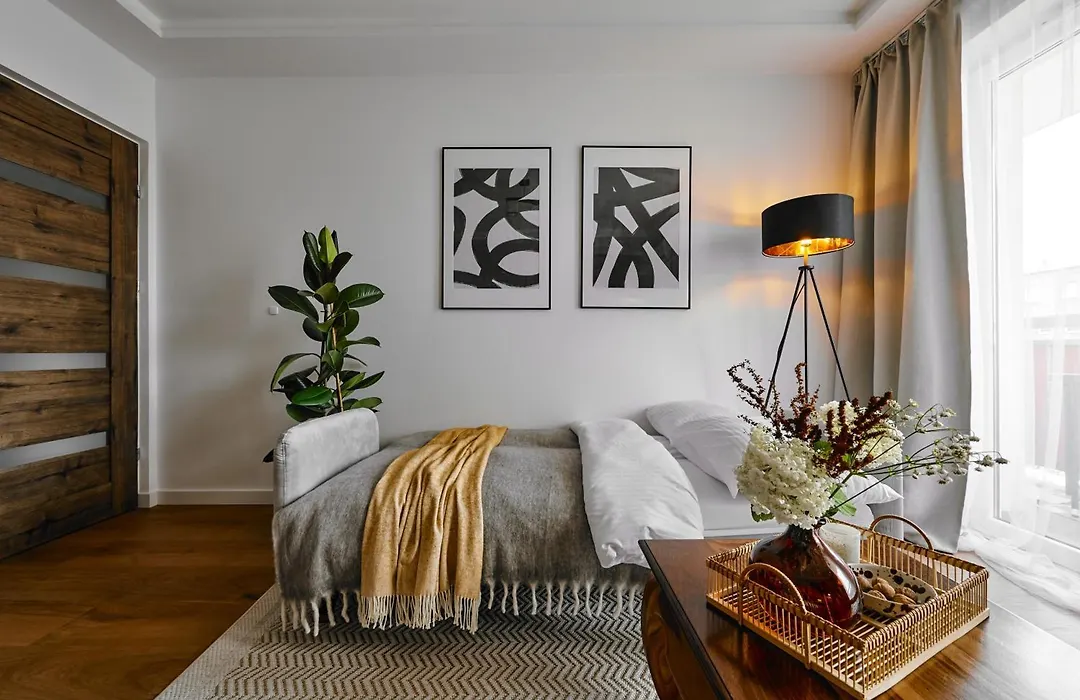 UR4N Apartment - Czarnogórska-1